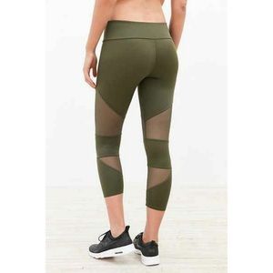 Onzie Mesh Cutout Crop Leggings
